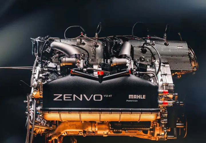 Potężny silnik Zenvo V12-4T od Mahle Powertrain, gotowy do dostarczenia niesamowitej mocy.