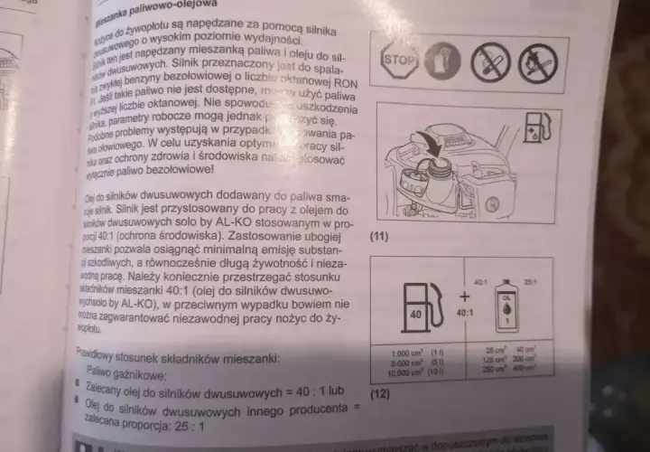 Zalecany olej do silników dwusuwowych to 40:1. Dowiedz się, ile oleju na litr paliwa potrzebujesz do swojej maszyny.
