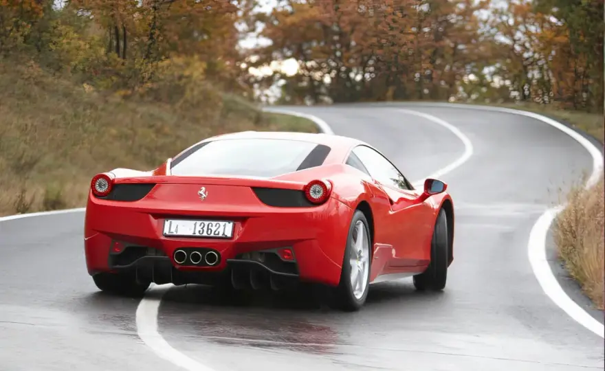Ferrari 458 - Czy to ostatnie prawdziwe V8? Poradnik kupującego