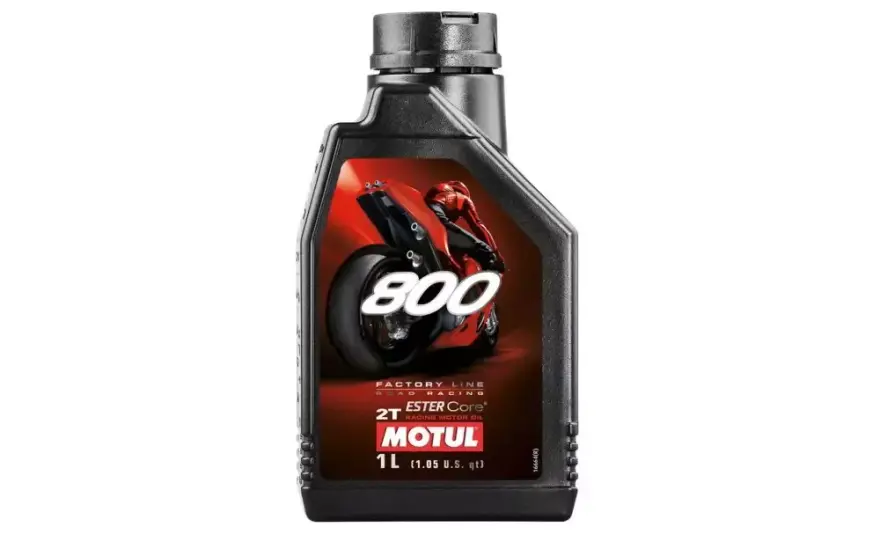 MOTUL 800 2T Road Racing: Olej, który zapewnia maksymalną ochronę silnika