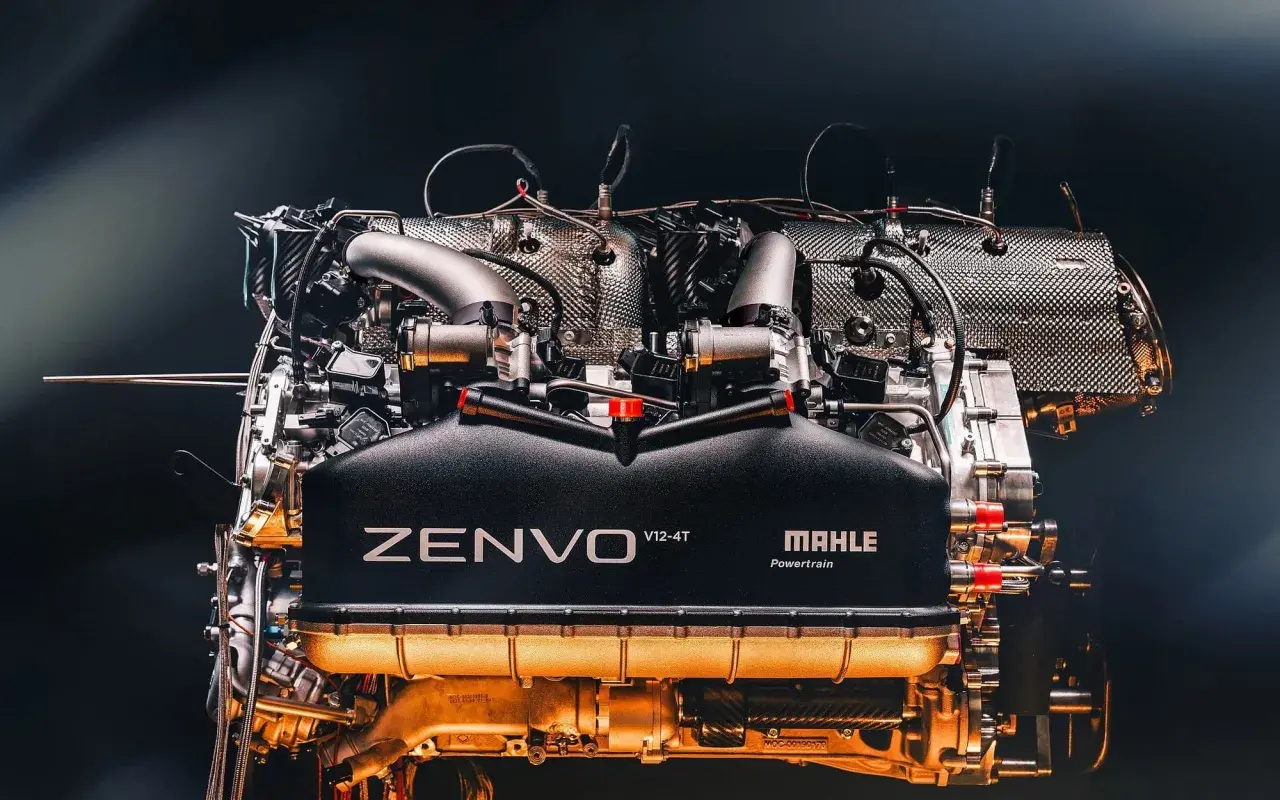 Potężny silnik Zenvo V12-4T od Mahle Powertrain, gotowy do dostarczenia niesamowitej mocy.