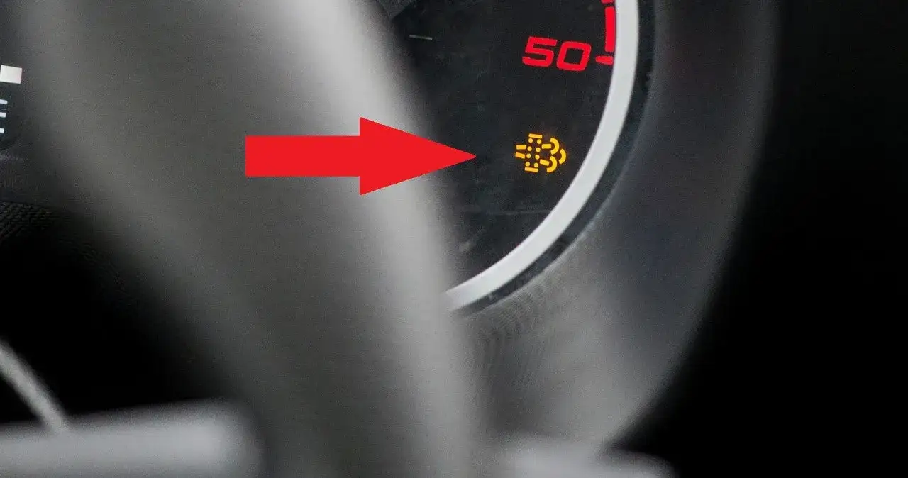 Zdjęcie Jak wygląda kontrolka DPF i co oznacza dla twojego auta?